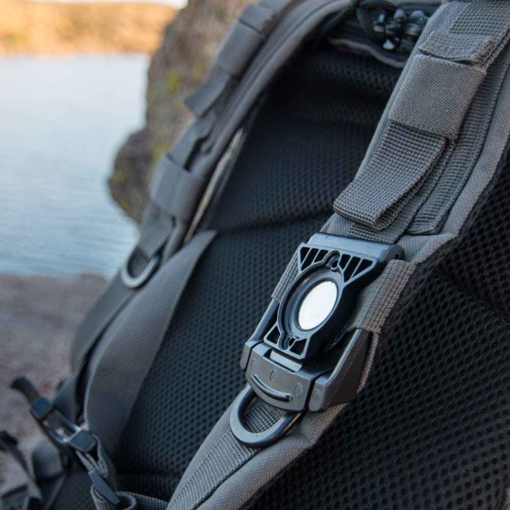 Guardian Angel Magnetic Strap/Epaulet Mount attached in bag strap