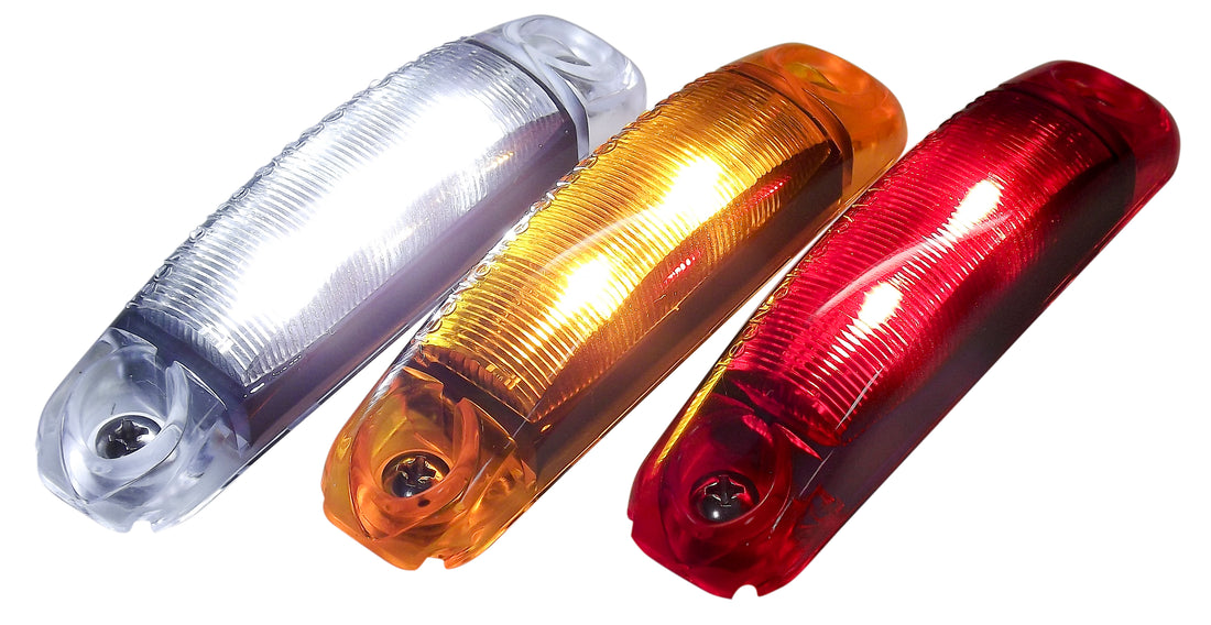 TecNiq S18 : PC/P2 Rated Marker Light